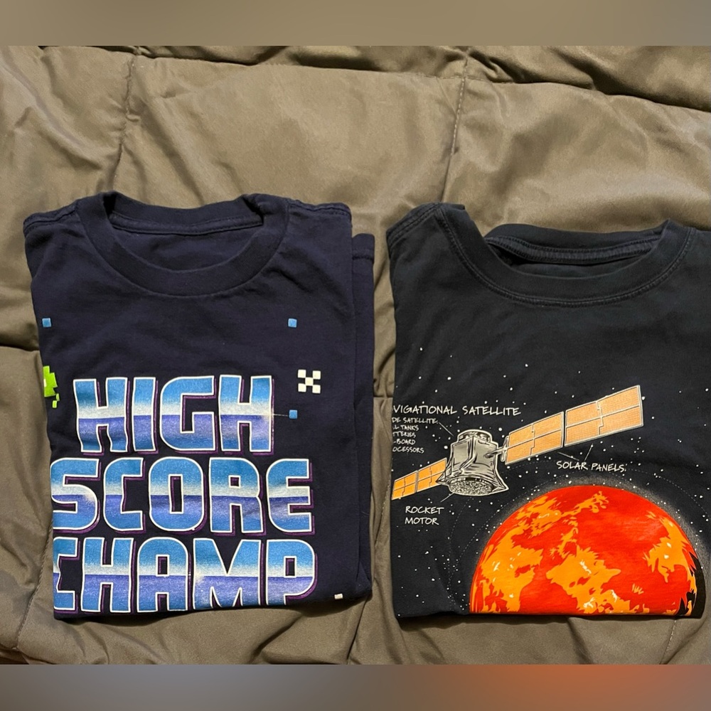 2 boys t-shirts sz 8